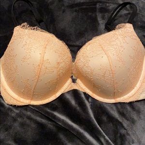 Victoria’s Secret Very Sexy Peach Push-up 38C